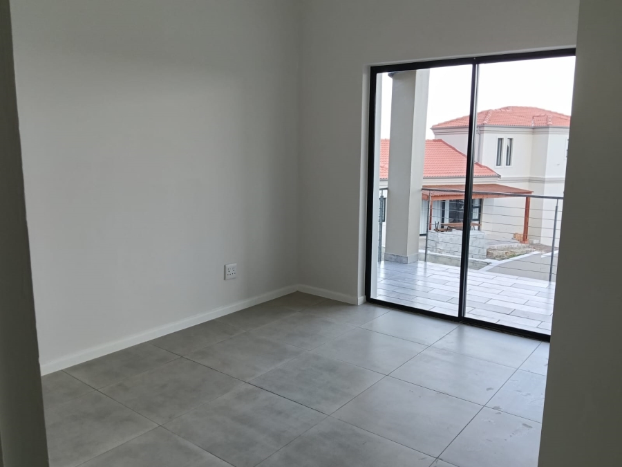 4 Bedroom Property for Sale in Berghof Western Cape